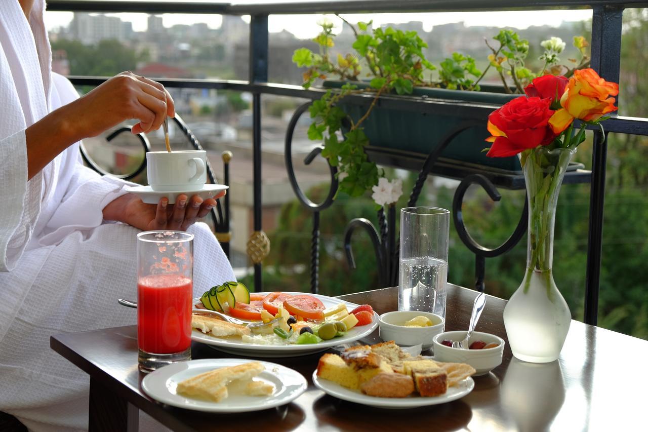 Abyssinia Renaissance Hotel Addis Abeba Exterior foto