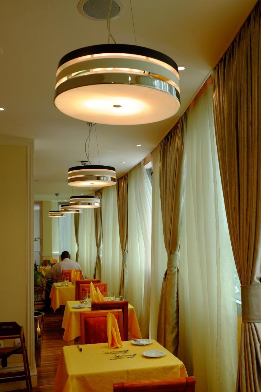 Abyssinia Renaissance Hotel Addis Abeba Exterior foto